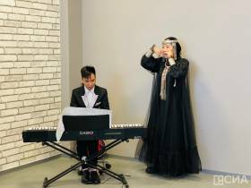 Музыкальную гостиную и зал фонда по искусству презентовали в SMART-библиотеке Якутска