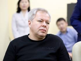 Глава Якутии ответил на вопросы иностранных журналистов