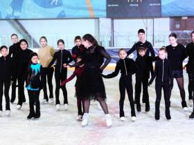 Фигуристка Камила Валиева провела мастер-класс в Якутске