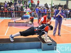 Чемпионы Олимпийских игр пришли поддержать участников гонки ГТО фестиваля «Муус Устар»