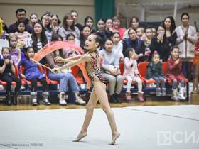 Чемпионка мира Лала Крамаренко выступила на вечере художественной гимнастики в Якутии