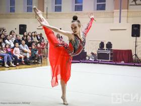 Чемпионка мира Лала Крамаренко выступила на вечере художественной гимнастики в Якутии