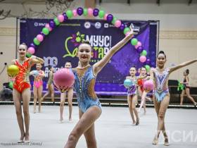 Чемпионка мира Лала Крамаренко выступила на вечере художественной гимнастики в Якутии