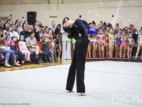 Чемпионка мира Лала Крамаренко выступила на вечере художественной гимнастики в Якутии