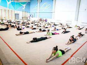 Именитые гимнастки Лала Крамаренко и Ксения Дудкина провели мастер-класс для юных якутян