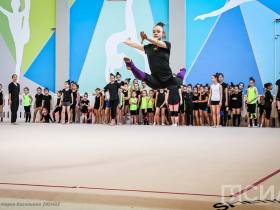 Именитые гимнастки Лала Крамаренко и Ксения Дудкина провели мастер-класс для юных якутян