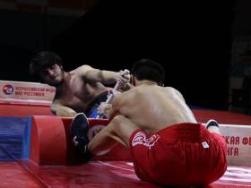 Девять якутских мас-рестлеров вышли в финал чемпионата России