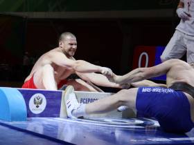 Девять якутских мас-рестлеров вышли в финал чемпионата России