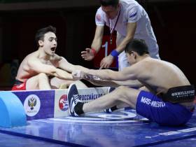 Девять якутских мас-рестлеров вышли в финал чемпионата России