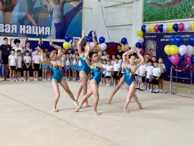 Гимнасты Никита и Дарья Нагорные провели мастер-класс для юных атлетов Якутска
