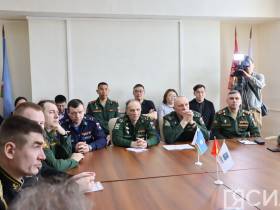 В Якутске представители девяти военных вузов провели профориентационные мероприятия для учащихся