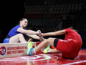 По итогам первого дня якутские мас-рестлеры завоевали 18 медалей чемпионата России
