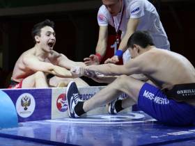 По итогам первого дня якутские мас-рестлеры завоевали 18 медалей чемпионата России