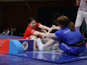 На первенстве России юные мас-рестлеры Якутии завоевали шесть золотых медалей