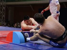 На первенстве России юные мас-рестлеры Якутии завоевали шесть золотых медалей