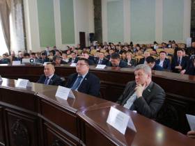 Депутаты представительных органов Якутии обсудили актуальные вопросы местного самоуправления