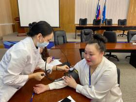 Сотрудники ЛОРПа сдали кровь для пациентов Национального центра медицины Якутии