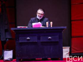 Русский драмтеатр открыл конкурсную программу фестиваля «САТА-2023» в Нюрбе