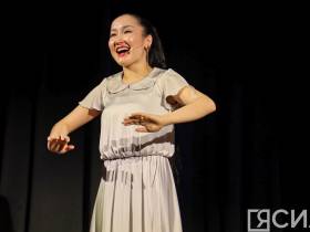 Трагедии и иммерсия. Итоги второго дня фестиваля «САТА-2023» в Нюрбе