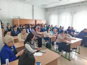 Работники образования четырех районов Якутии приняли участие в Большом педагогическом совете