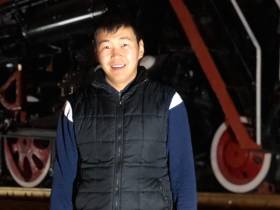 В России впервые отмечается День машиниста: сотрудники ЖДЯ о трудностях профессии