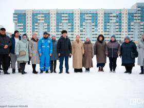 Больницы Якутии получили новые автомобили