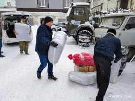 Народный фронт Якутии отправит два автомобиля УАЗ в зону СВО