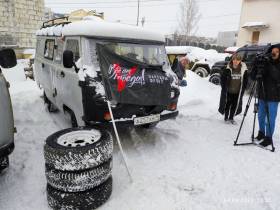 Народный фронт Якутии отправит два автомобиля УАЗ в зону СВО
