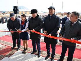 Новое здание Мюрюнской средней школы № 2 открылось в Усть-Алданском районе