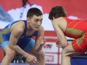 Якутяне Лев Павлов и Николай Захаров вышли в 1/4 финала первенства России по вольной борьбе