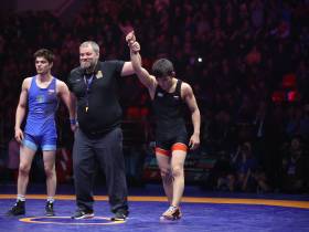 Лев Павлов завоевал для Якутии золотую медаль первенства России по вольной борьбе среди юниоров