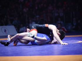 Лев Павлов завоевал для Якутии золотую медаль первенства России по вольной борьбе среди юниоров