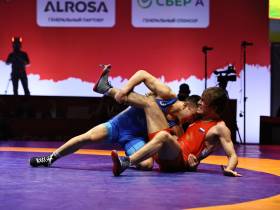 Якутский борец Владимир Бояновский завоевал бронзовую медаль первенства России