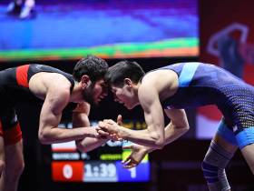 В Якутске выявили сильнейших борцов страны юниорского возраста на первенстве России