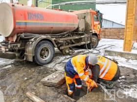 Дмитрий Садовников поручил усилить работу по откачке талых вод в Якутске