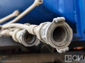 Дмитрий Садовников поручил усилить работу по откачке талых вод в Якутске