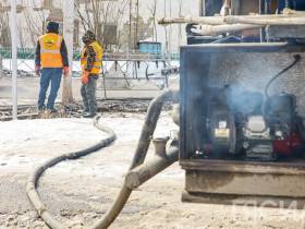 Дмитрий Садовников поручил усилить работу по откачке талых вод в Якутске