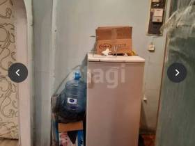 Волны на полу и ободранные обои: как выглядят самые бюджетные квартиры в Якутске