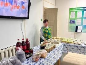 В Момском районе Якутии провели ярмарку и концерт в помощь участникам спецоперации
