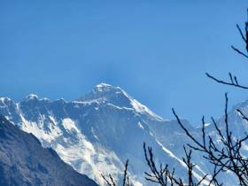 «Такая возможность бывает один раз в жизни». Первый альпинист из Якутии начал восхождение на Эверест