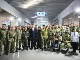 Подвиги в лицах: в Якутске открылась мультимедийная выставка «Герои спецоперации»