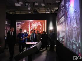 Подвиги в лицах: в Якутске открылась мультимедийная выставка «Герои спецоперации»