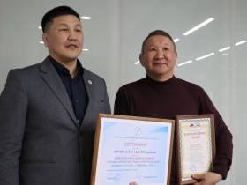 В Якутске чествовали победительницу и призёров первенства России по женской и вольной борьбе