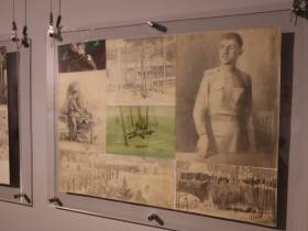 В Якутске открыли выставку «Армейские зарисовки»