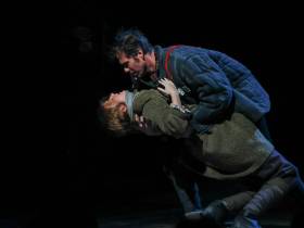 «Готовим яркую премьеру»: Русский драмтеатр отмечает 132-летие