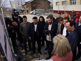 Помощнику президента РФ Максиму Орешкину представили план реновации 2, 4 и 17 кварталов Якутска