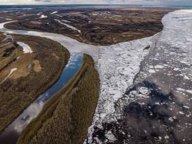 Фото: ледоход на реке Лене с Табагинского мыса