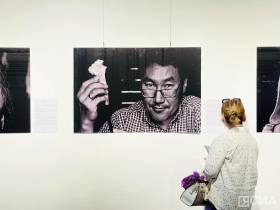 «Влюбился в Якутию с первого взгляда». Выставка фотографа Андрея Жилина открылась в Якутске