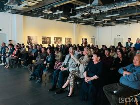 «Влюбился в Якутию с первого взгляда». Выставка фотографа Андрея Жилина открылась в Якутске