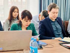 Планы по развитию пригородных автобусных маршрутов обсудили в Якутской гордуме